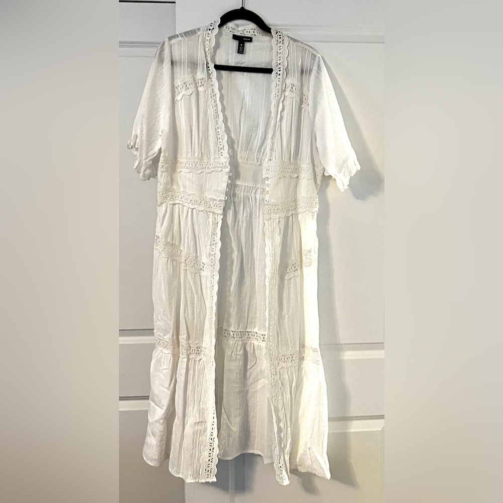 White lacy shortsleeved Duster by aqua for Bloomingdale’s